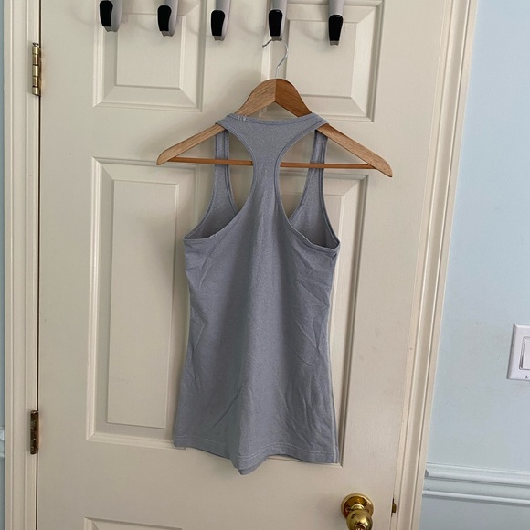 Lululemon Racerback Tank Top ✨ - Picture 2 of 4